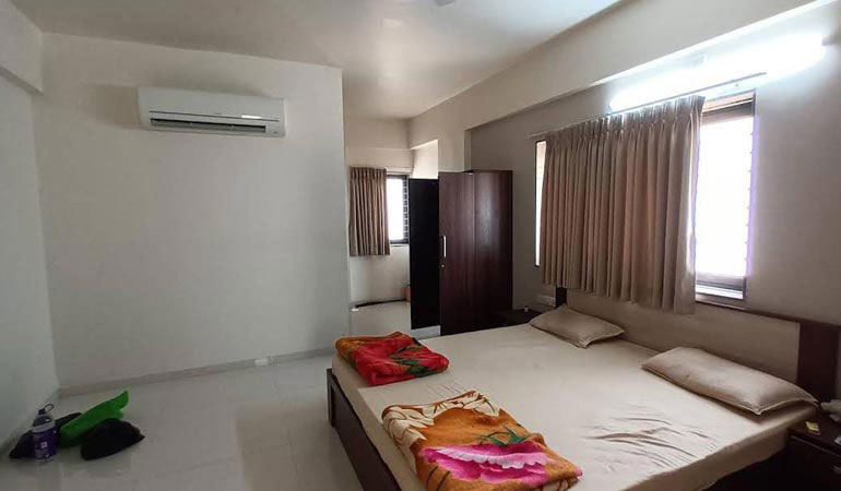 AC Room at Nandakam Rest House